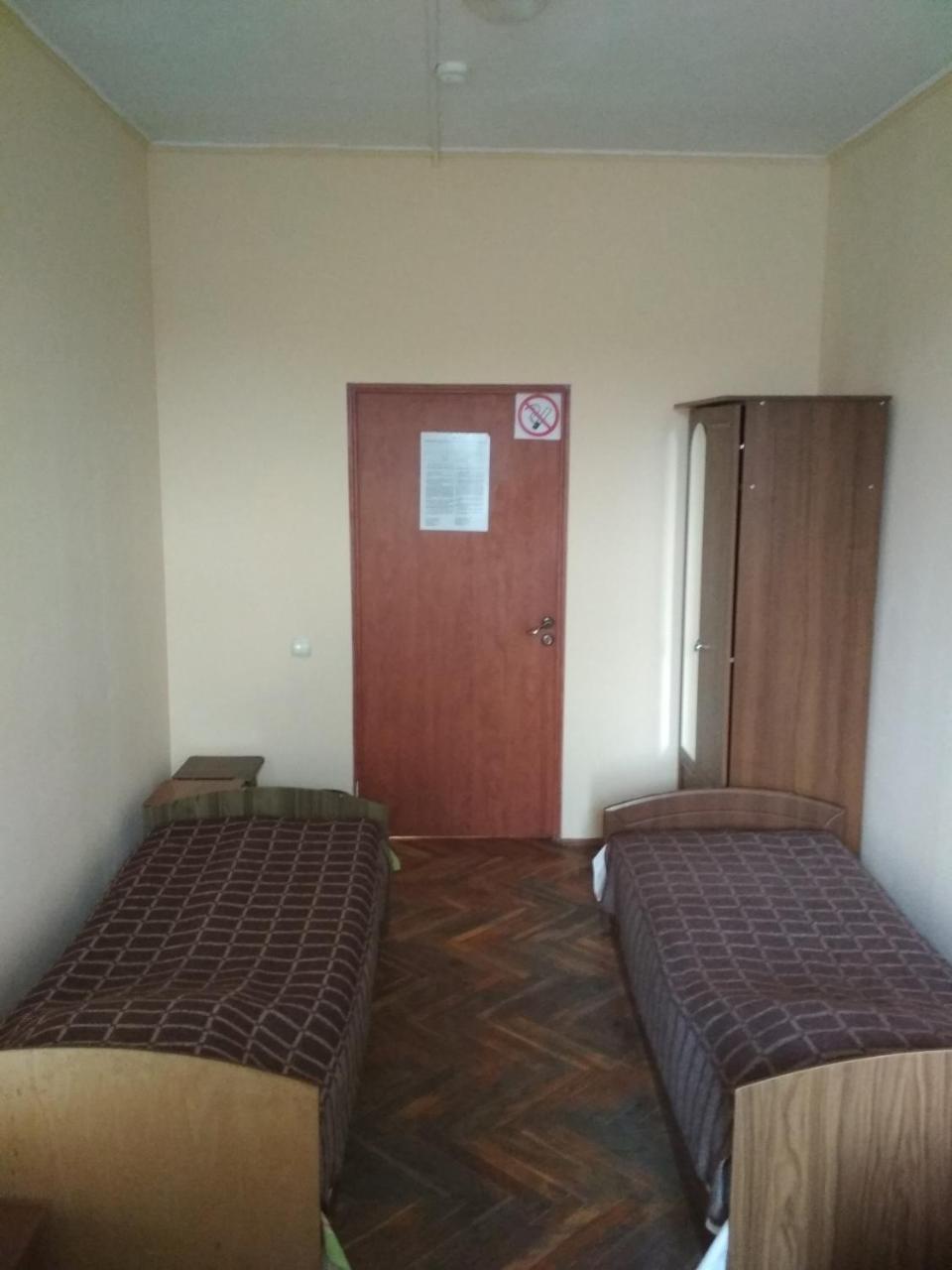 Hostel Na Kurmanovycha Lviv Ngoại thất bức ảnh
